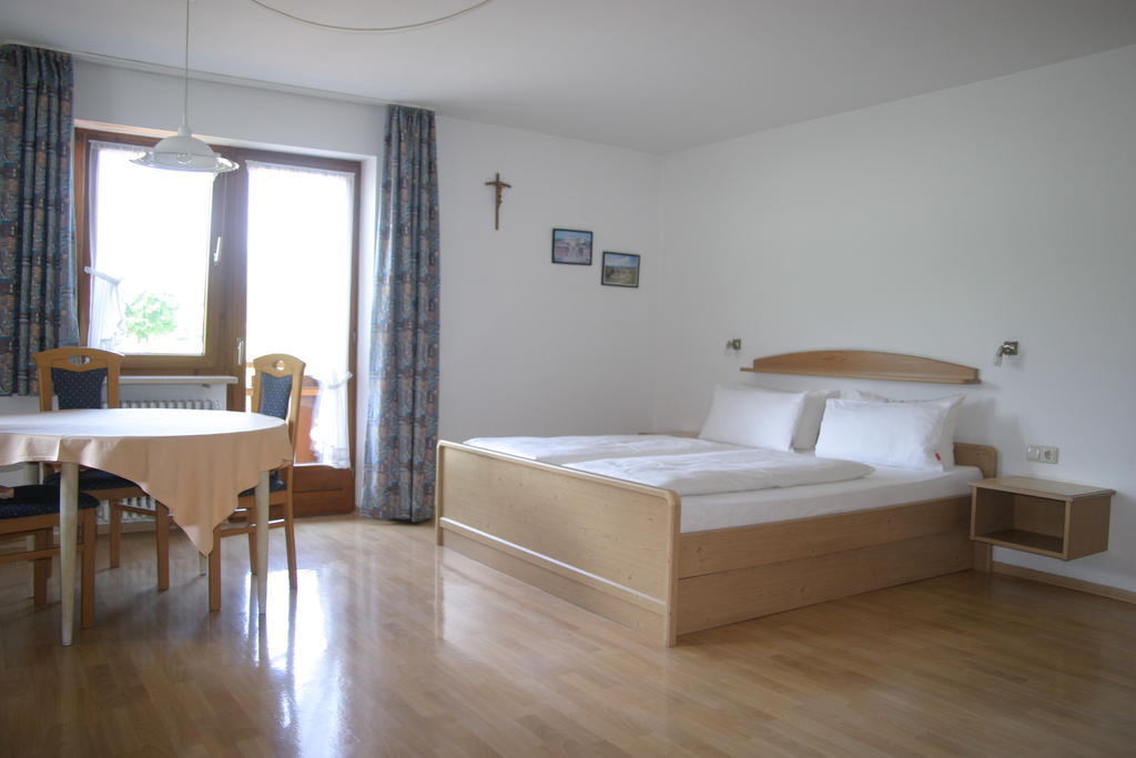 Gaestehaus Elisabeth Schwangau Quarto foto
